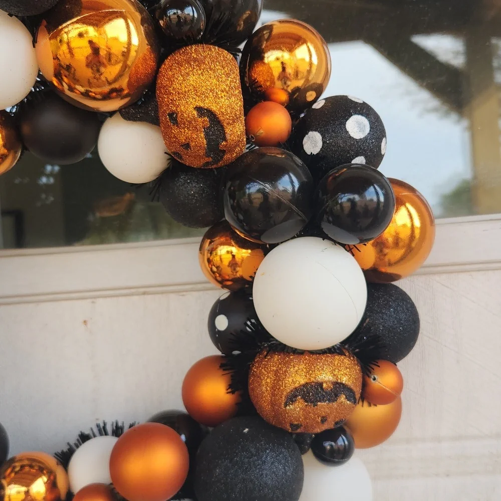 Halloween Black and Orange Bulb Wreath